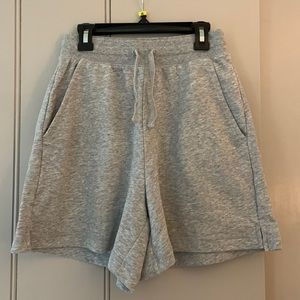 The iconic Old Navy sweatshorts (TikTok)